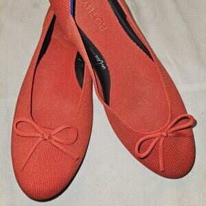 Rothy's round toe ballet flat "glamour red" with bow size 9